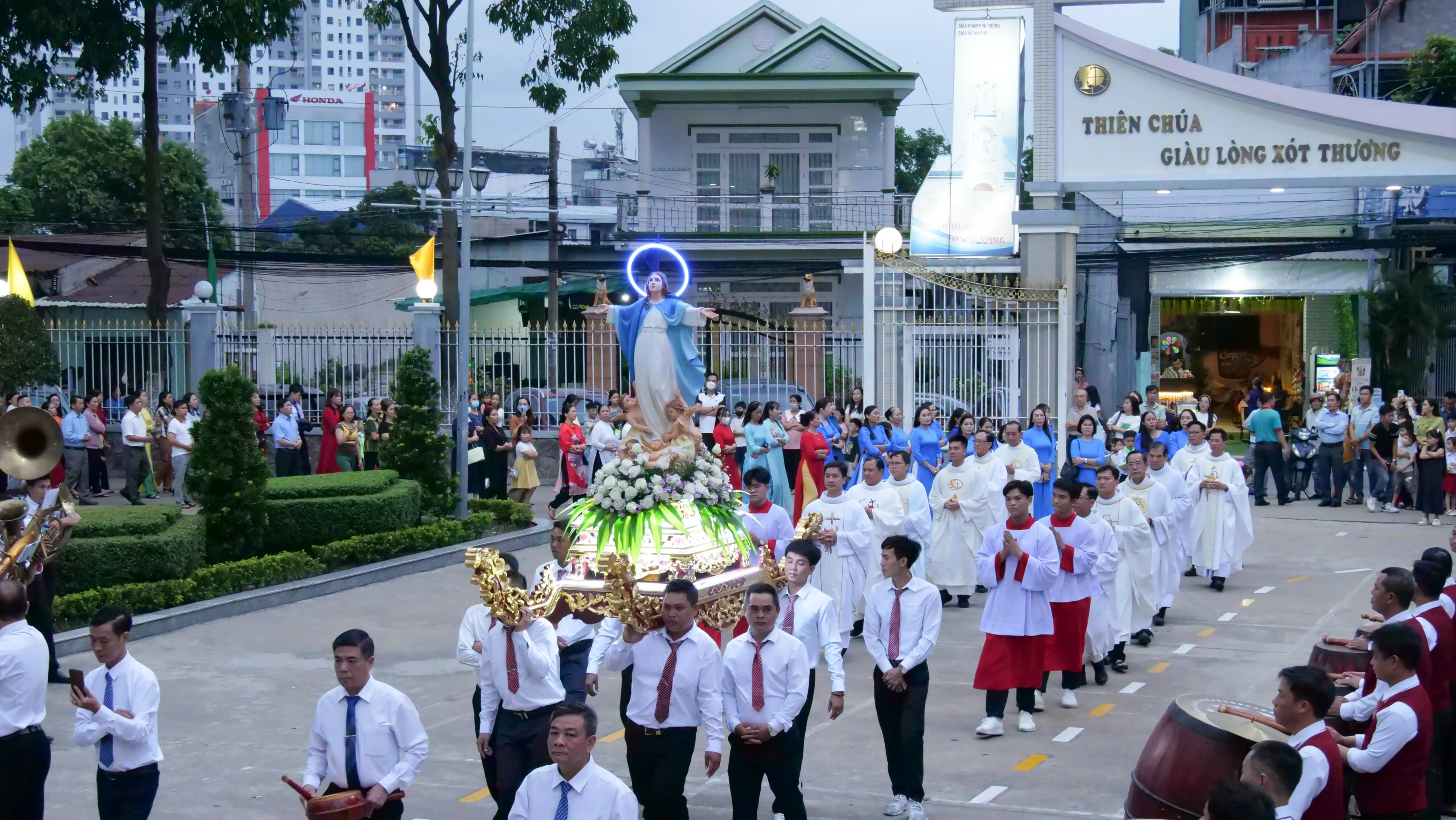 Công giáo Việt Nam và văn hóa dân tộc